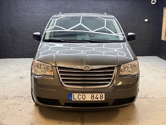 Chrysler Grand Voyager 4 of 23