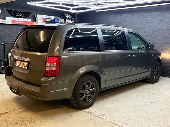 Chrysler Grand Voyager 9 of 23