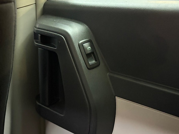 Chrysler Grand Voyager 16 of 23