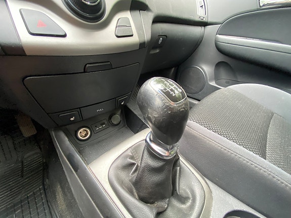 Hyundai i30 12 of 14