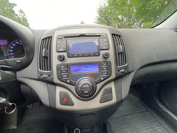 Hyundai i30 11 of 14