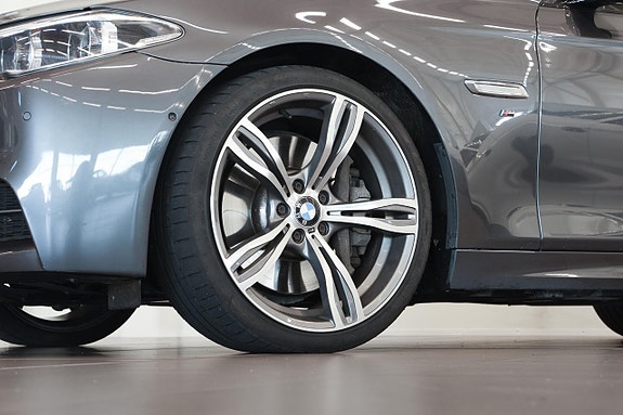 BMW M550d 8 of 17