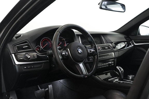 BMW M550d 15 of 17