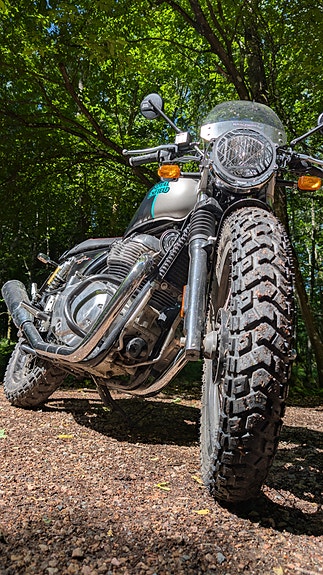 Royal Enfield INTERCEPTOR 650, Downtown Drag 4 of 4