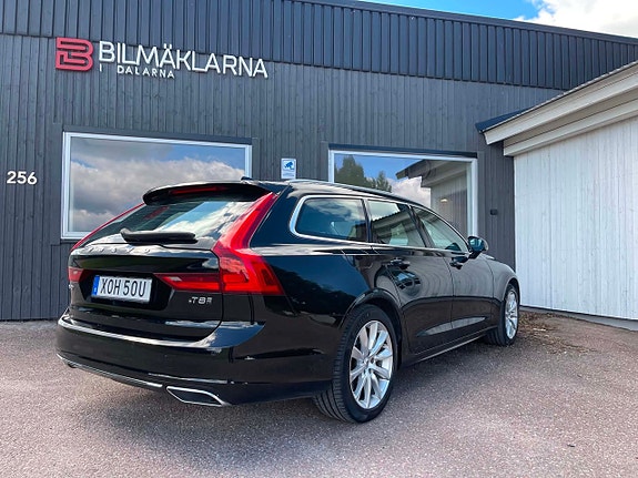Volvo V90 10 of 26
