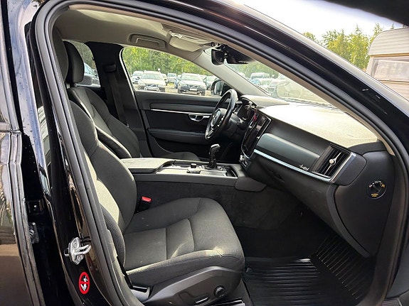 Volvo V90 13 of 22