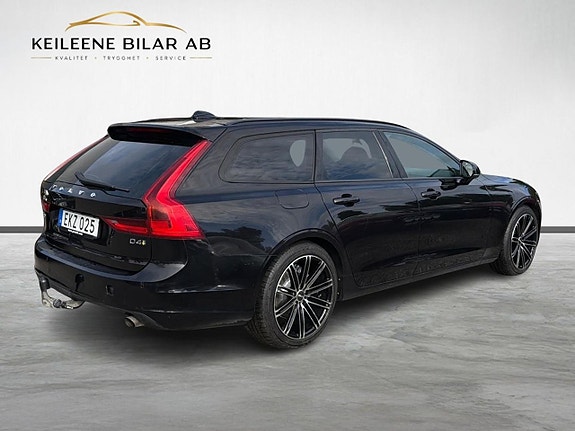 Volvo V90 8 of 22