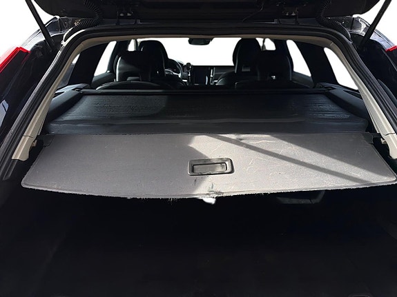 Volvo V90 16 of 22