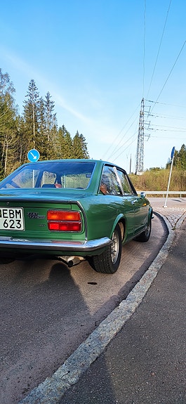 Fiat 124 4 of 10