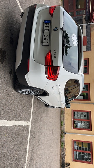 BMW X1 2 of 8