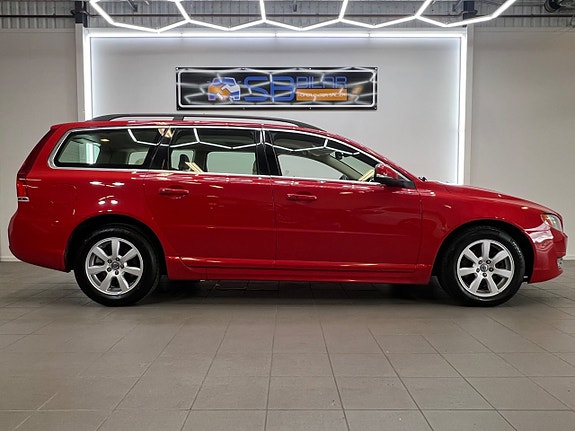 Volvo V70 6 of 27