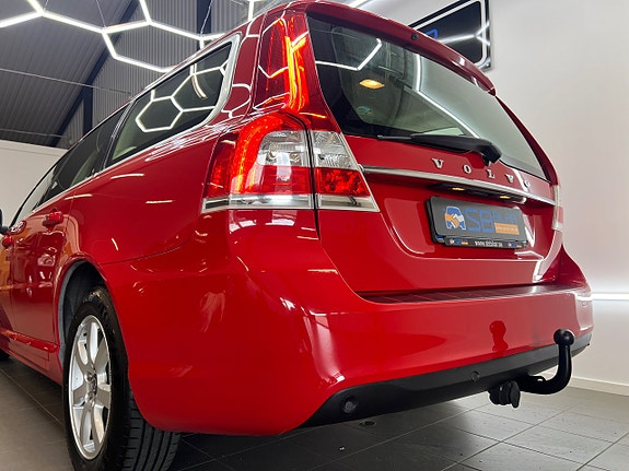 Volvo V70 10 of 27