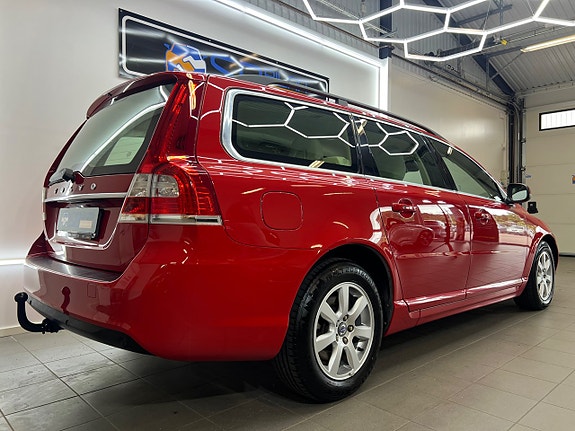 Volvo V70 5 of 27