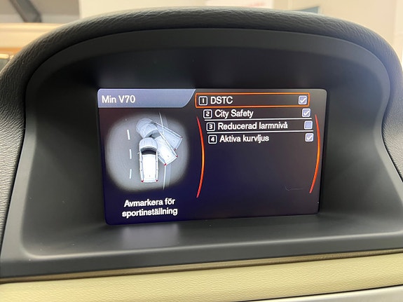 Volvo V70 17 of 27
