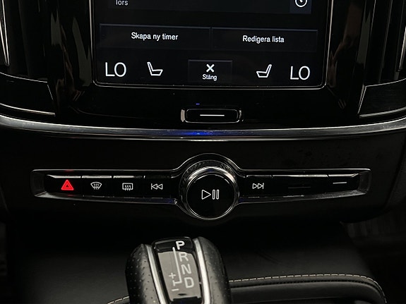 Volvo V90 26 of 30