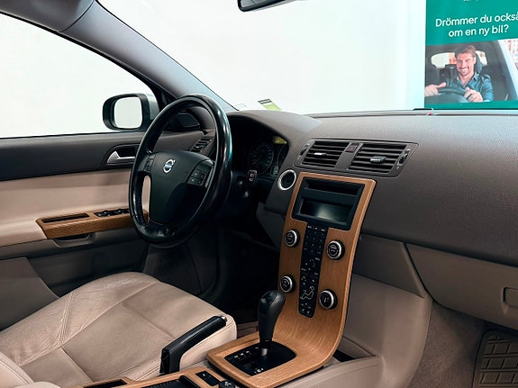 Volvo V50 10 of 18