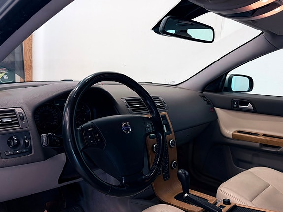 Volvo V50 12 of 18