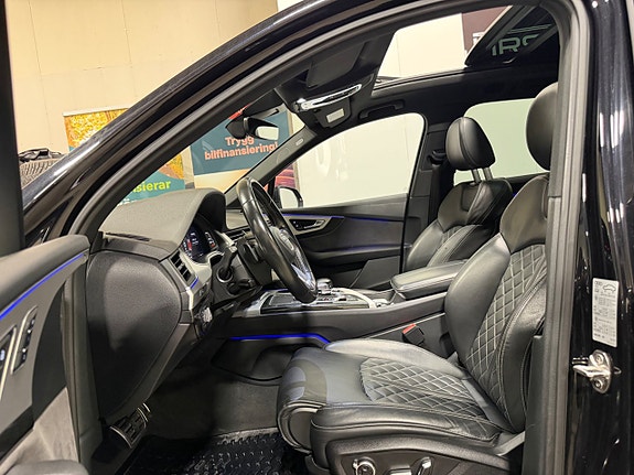 Audi SQ7 21 of 30