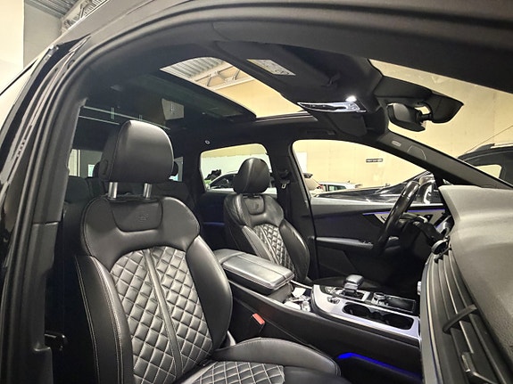 Audi SQ7 19 of 30