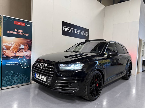 Audi SQ7 2 of 30