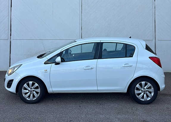 Opel Corsa 2 of 9