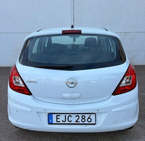 Opel Corsa 3 of 9