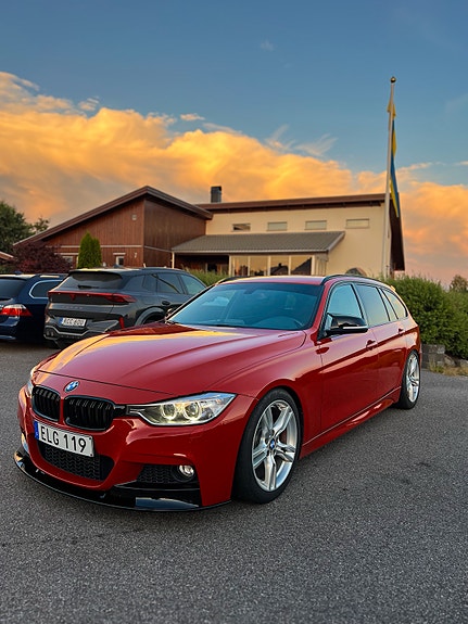 BMW 328i 2 of 7
