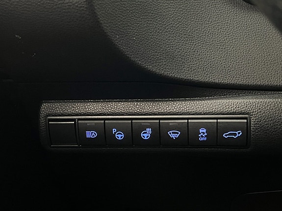 Toyota Corolla 15 of 30