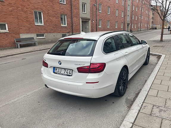 BMW 520d 4 of 11