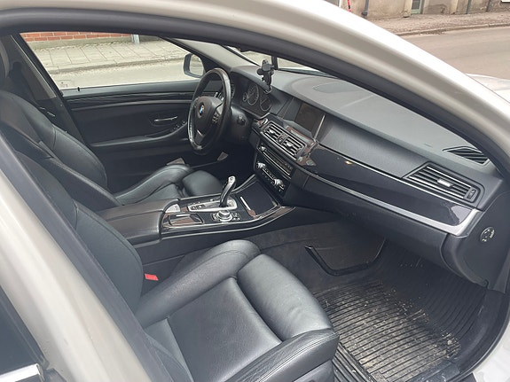 BMW 520d 6 of 11