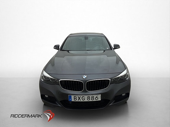 BMW 330i 2 of 30