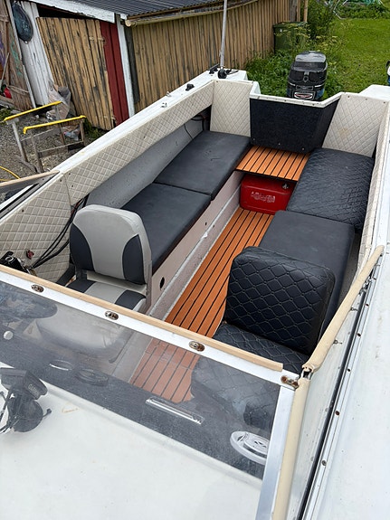 Sportbåt/Daycruiser 80hk mercury + 30kärra 3 of 6