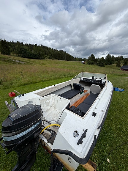Sportbåt/Daycruiser 80hk mercury + 30kärra 6 of 6