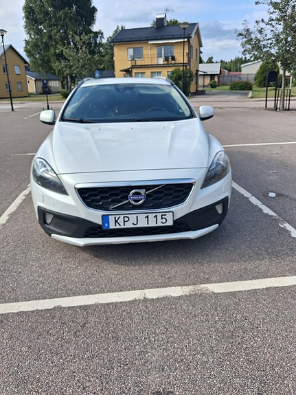 Volvo V40 Cross Country 6 of 10