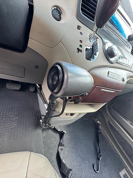 Toyota Sienna 14 of 21