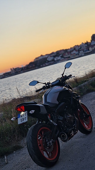 Yamaha MT-07 3 of 3