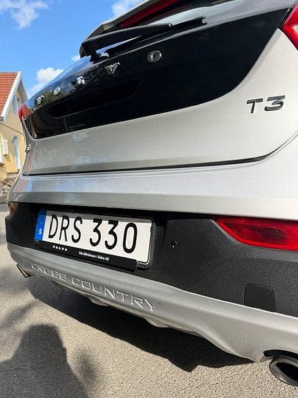Volvo V40 Cross Country 5 of 6