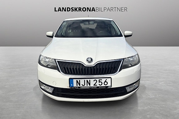 Skoda Rapid 2 of 29