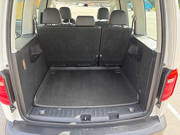 Volkswagen Caddy 6 of 6