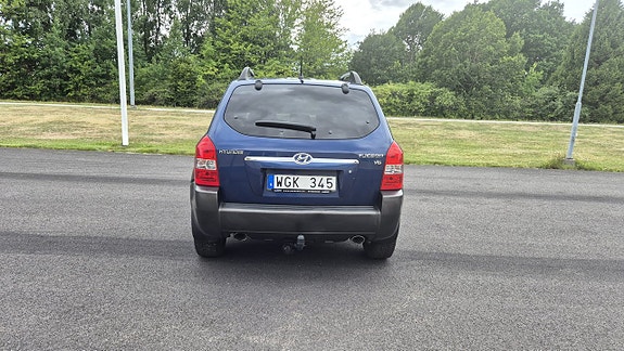 Hyundai Tucson 6 of 8