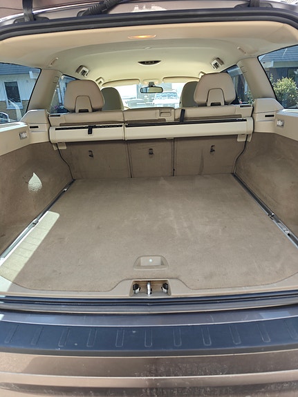 Volvo V70 5 of 7