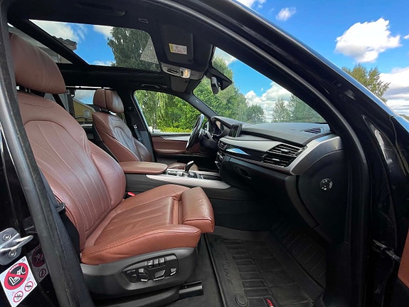 BMW X5 21 of 30