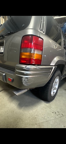 Jeep Grand Cherokee 6 of 6