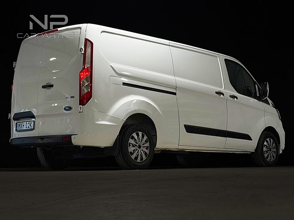 Ford Transit Custom 3 of 19