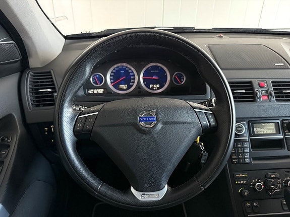 Volvo XC90 20 of 26