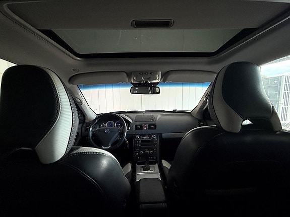 Volvo XC90 21 of 26