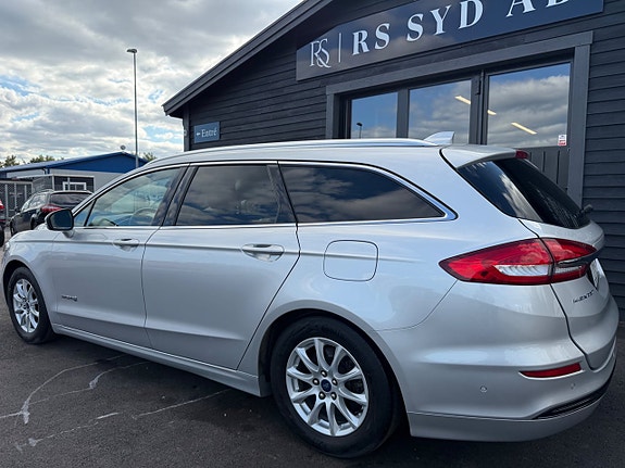 Ford Mondeo 11 of 28