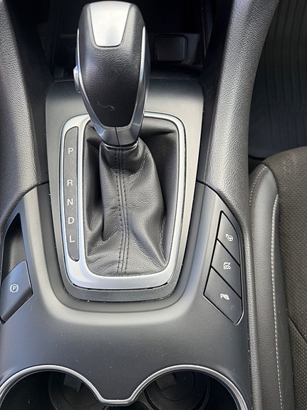 Ford Mondeo 21 of 28