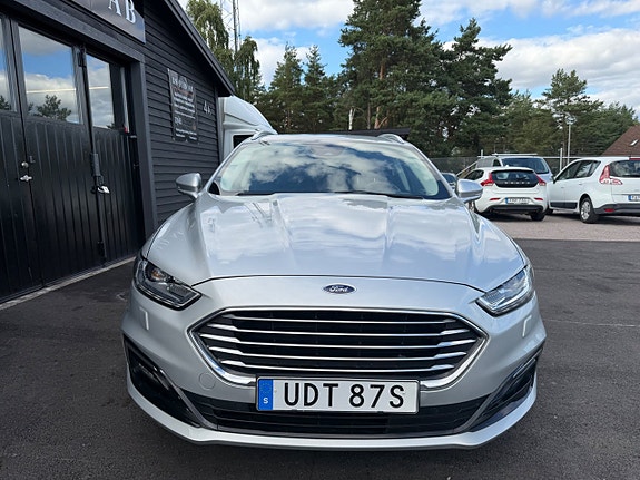 Ford Mondeo 5 of 28