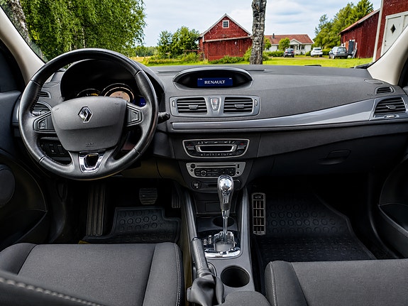 Renault Megane III 4 of 6